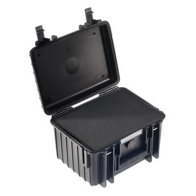 OUTDOOR kuffert i sort 250x175x155 mm med skum polstring Volume: 6,6 L Model: 2000/B/SI